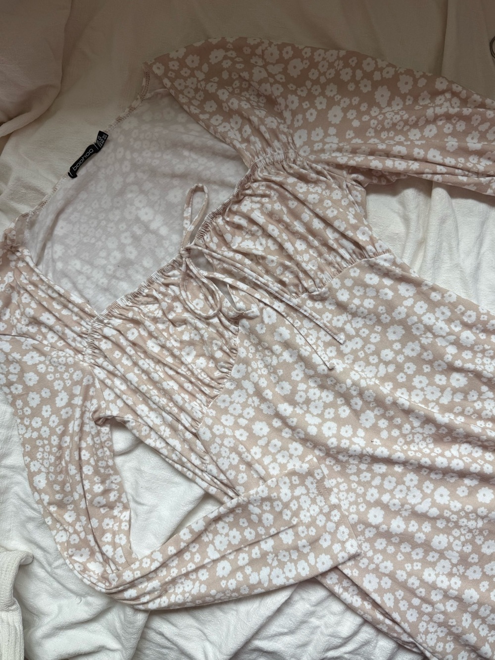 Boohoo Light Beige Floral Dress